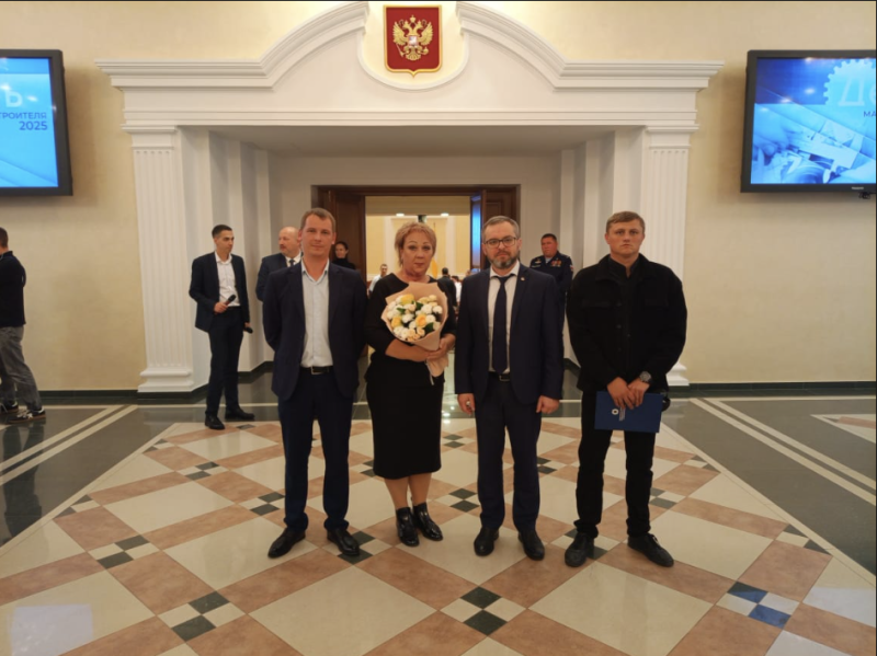 Отличившиеся работники ПАО «Нептун» получили награды в честь Дня машиностроения